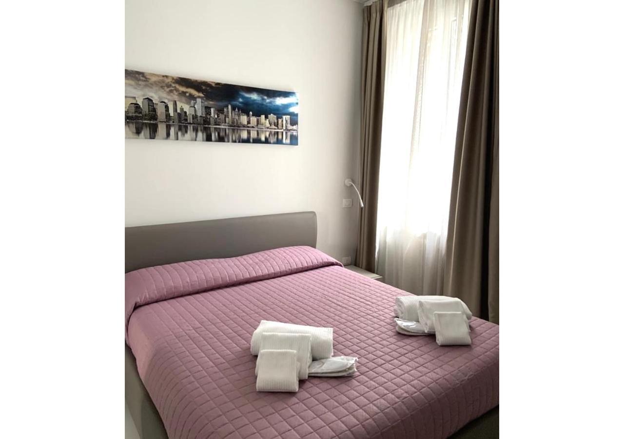 Delizioso Appartamento In Villa Al Mare 페자로 외부 사진